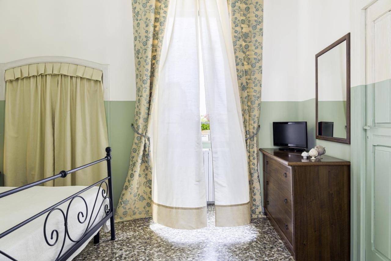 Palazzo Dante Bed & Breakfast Alliste Ngoại thất bức ảnh