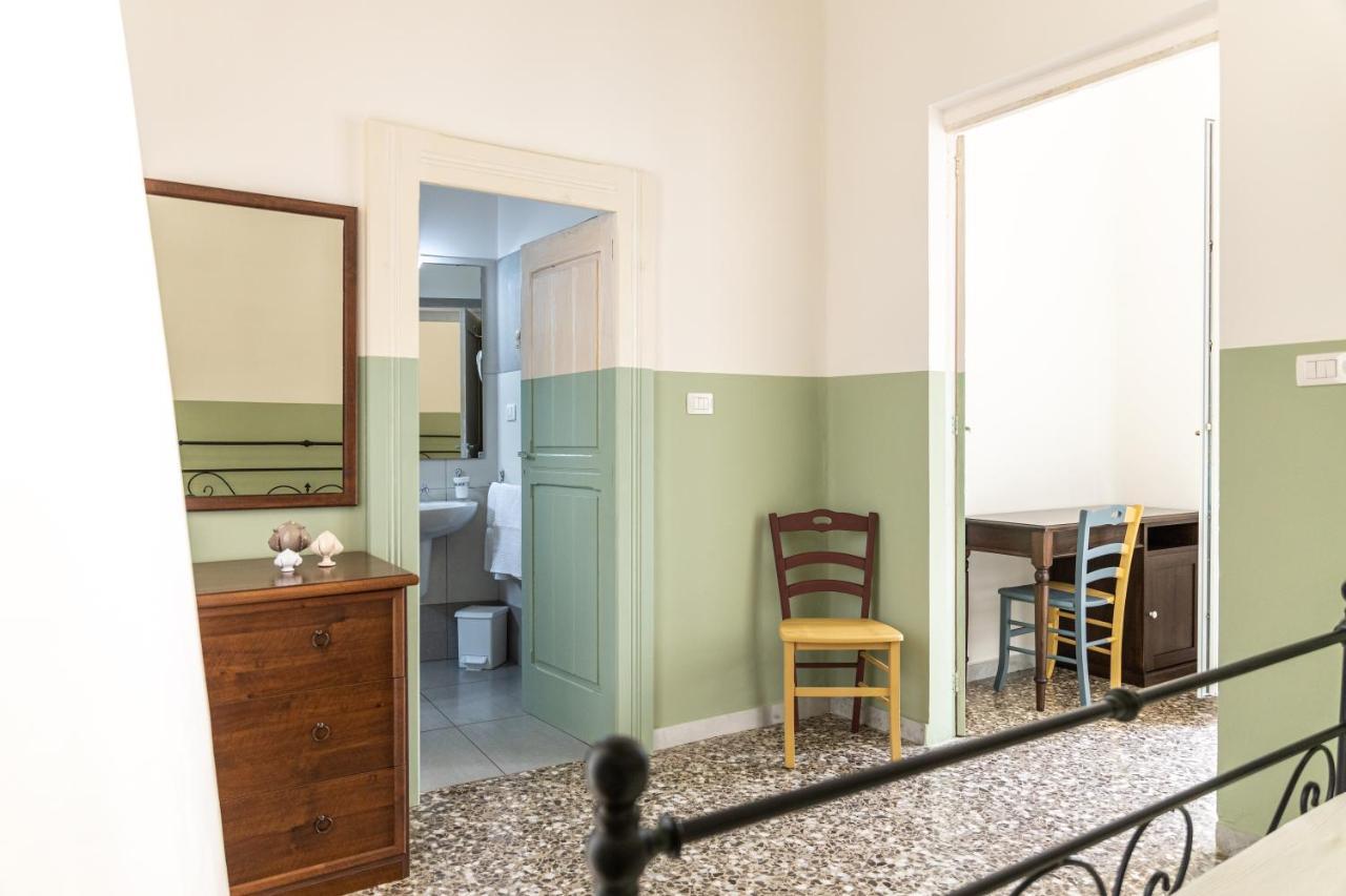 Palazzo Dante Bed & Breakfast Alliste Ngoại thất bức ảnh