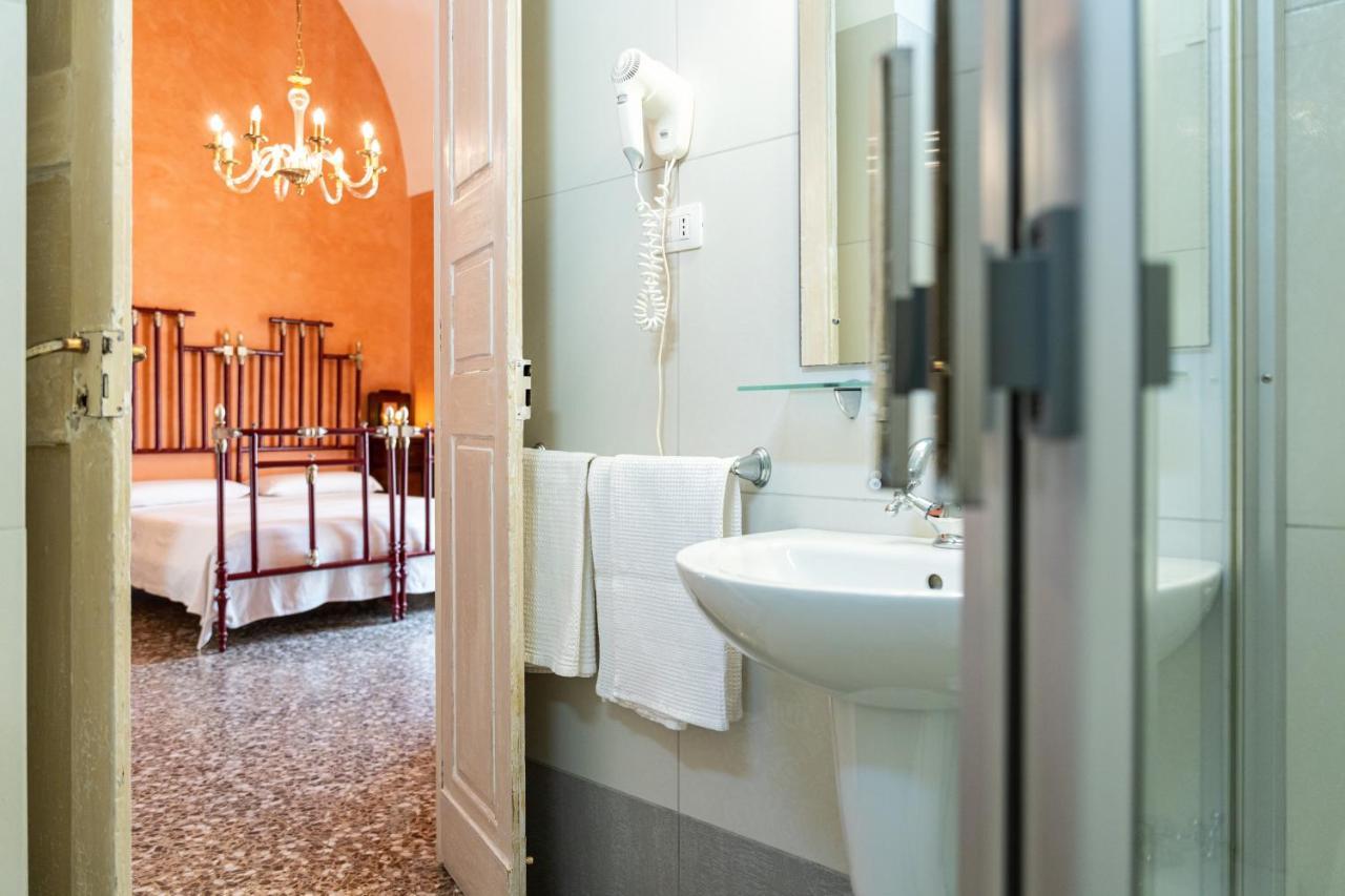 Palazzo Dante Bed & Breakfast Alliste Ngoại thất bức ảnh