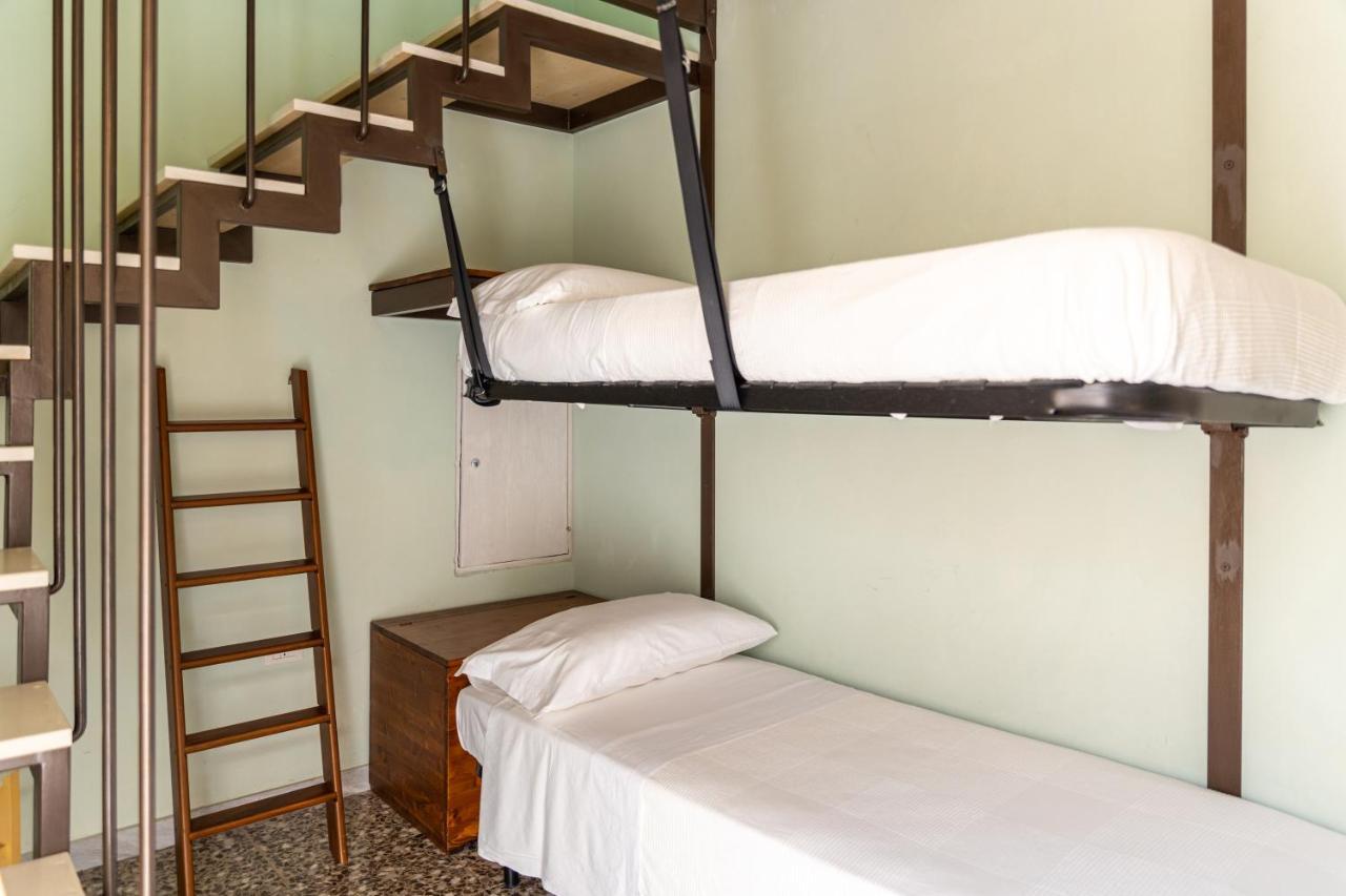 Palazzo Dante Bed & Breakfast Alliste Ngoại thất bức ảnh